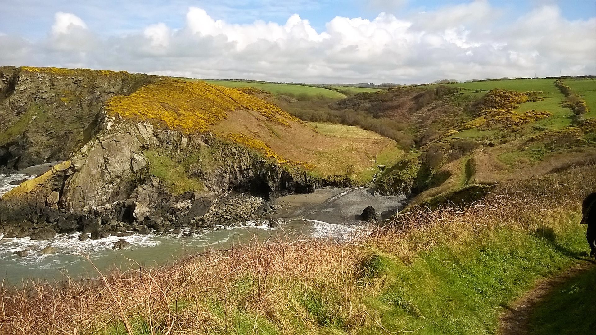 Looking back to Pwllstrodue beach